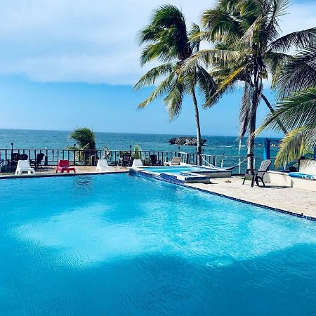 Апартаменты Ventana Al Atlantico At Arecibo 681 Ocean Drive Islote Экстерьер фото