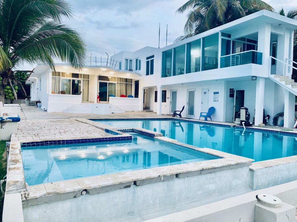Апартаменты Ventana Al Atlantico At Arecibo 681 Ocean Drive Islote Экстерьер фото